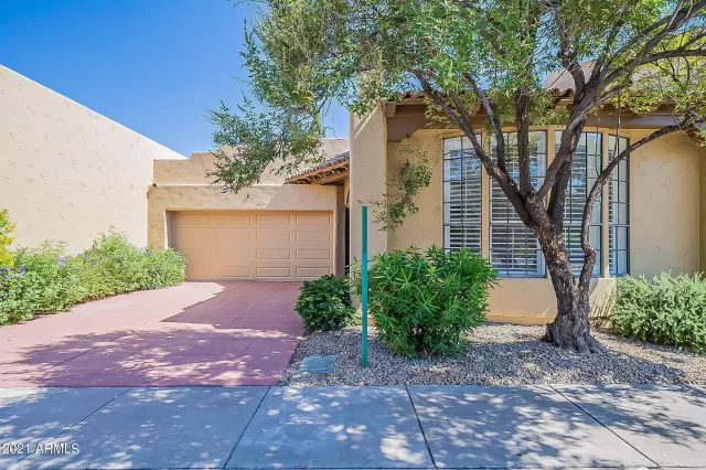 MLS: 6302050 Condo For Sale