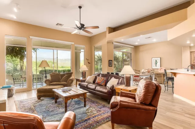 MLS: 6302134 Condo For Sale