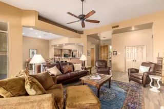 Photo #3: 6302134 Listing 