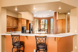 Photo #5: 6302134 Listing 