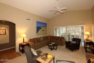 Photo #6: 6302686 Listing