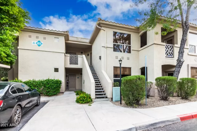 MLS: 6302785 Condo For Sale