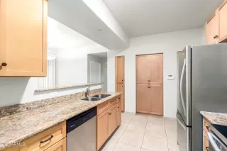 Photo #6: 6302785 Listing