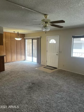 Photo #3: 6302966 Listing