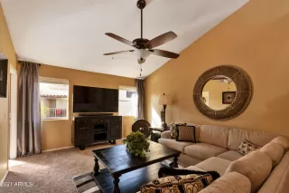 Photo #1: 6302996 Listing