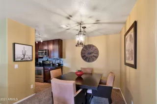 Photo #5: 6302996 Listing