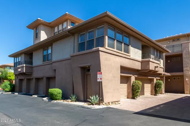 MLS: 6303023 Condo For Sale