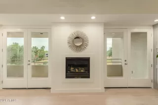 Photo #6: 6303081 Listing 