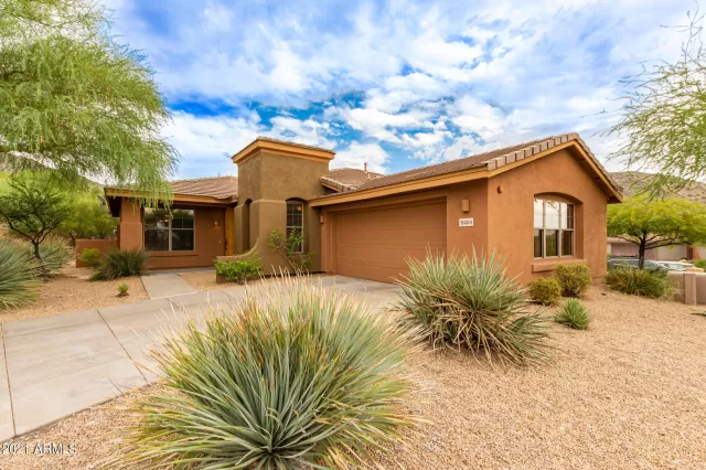 MLS: 6303096 Condo For Sale