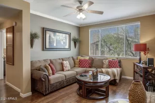 Photo #4: 6303101 Listing