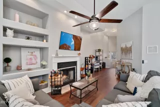 Photo #3: 6303128 Listing