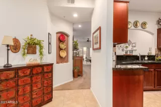 Photo #4: 6303177 Listing