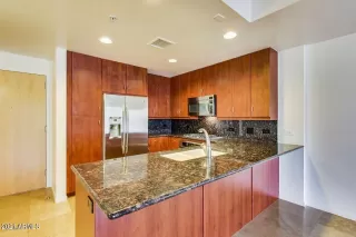 Photo #2: 6303192 Listing