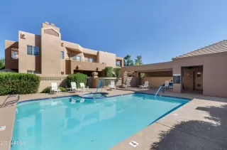 Photo #3: 6303266 Listing 