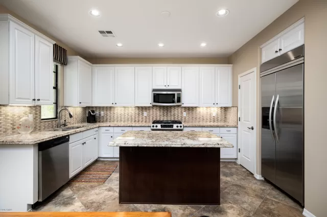 MLS: 6303493 Condo For Sale