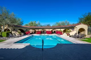 Photo #4: 6303493 Listing 