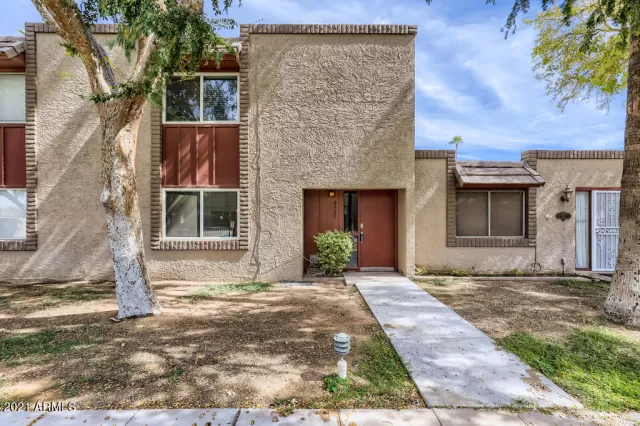 MLS: 6303659 Condo For Sale