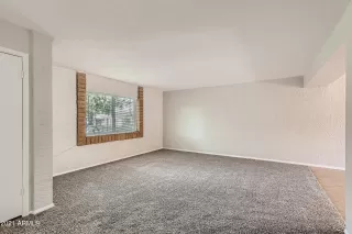 Photo #6: 6303659 Listing