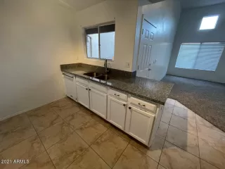 Photo #3: 6303839 Listing 