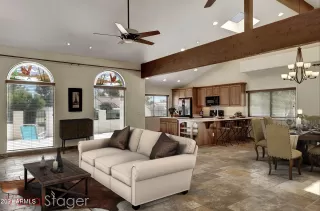 Photo #5: 6303866 Listing 