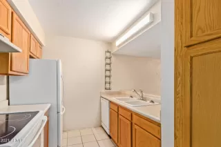 Photo #6: 6303914 Listing