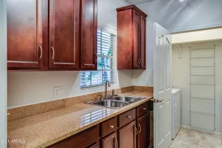 Photo #3: 6304095 Listing