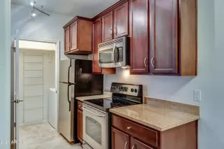 Photo #4: 6304095 Listing