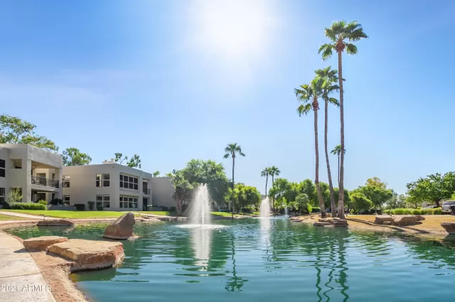 MLS: 6304271 Condo For Sale