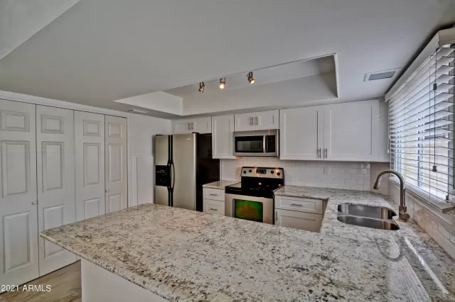 MLS: 6304415 Condo For Sale