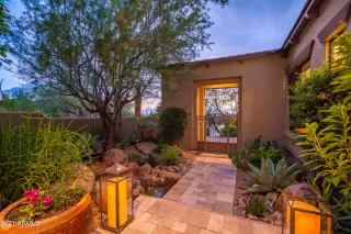 Photo #6: 6304589 Listing