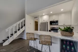 Photo #6: 6304683 Listing