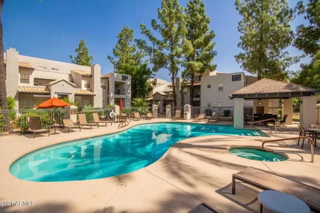 MLS: 6305290 Condo For Sale