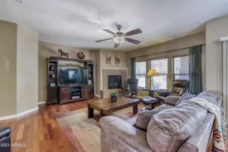 Photo #4: 6305500 Listing 