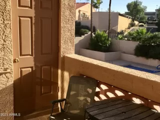 Photo #6: 6305599 Listing