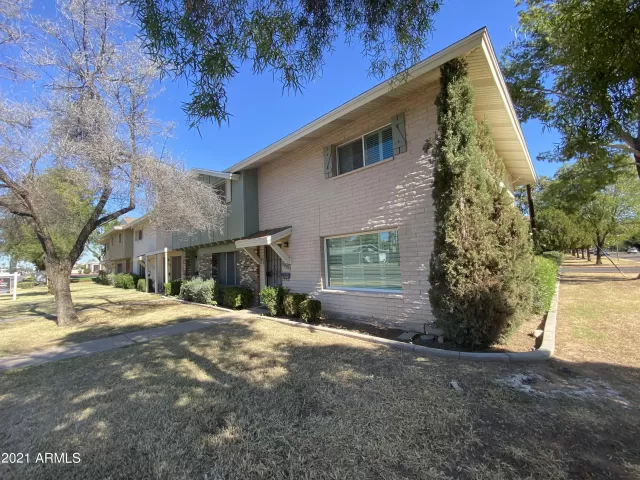 MLS: 6305662 Condo For Sale