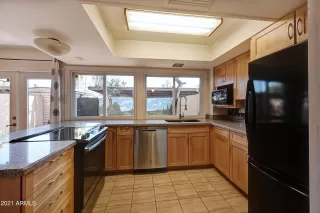 Photo #6: 6305901 Listing 