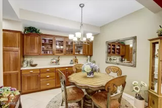 Photo #2: 6305978 Listing 