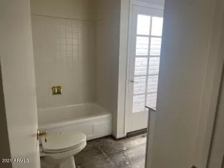 Photo #5: 6306289 Listing 