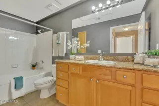 Photo #2: 6306515 Listing