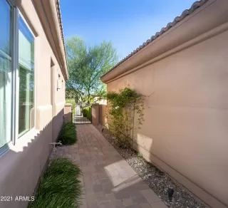 Photo #5: 6306723 Listing