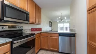Photo #6: 6307116 Listing 