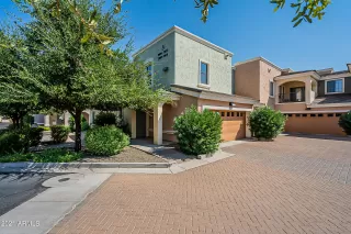 Photo #4: 6307415 Listing