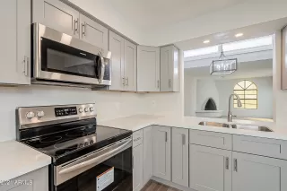 Photo #5: 6307533 Listing 