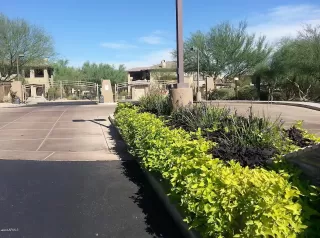 Photo #2: 6307836 Listing