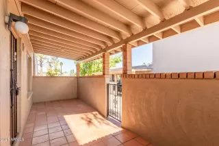 Photo #4: 6307839 Listing