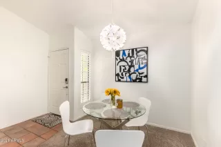 Photo #2: 6307981 Listing