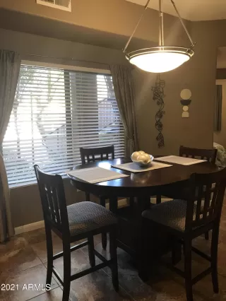 Photo #6: 6308402 Listing