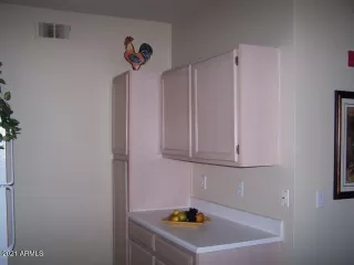 Photo #5: 6308492 Listing