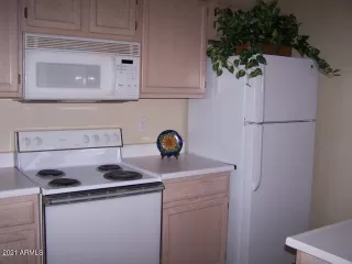 Photo #6: 6308492 Listing