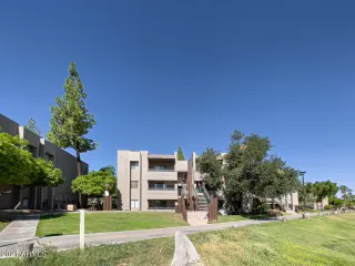 Photo #3: 6308526 Listing 